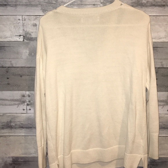 White Loft Sweater - Picture 3 of 3
